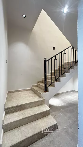دور للبيع في شارع ابي عبيدة عامر بن الجراح, حي السعادة, مدينة الرياض, منطقة الرياض صورة 3