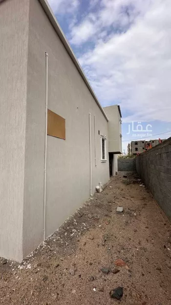 دور للبيع في شارع جنادة بن سفيان الأنصاري ، حي جفن ، العقيق ، العقيق صورة 5