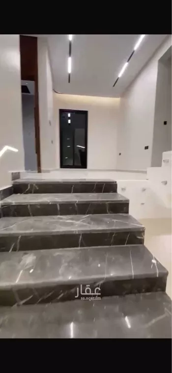 فيلا للبيع في شارع عبدالغني مشرف, حي العوالي, مدينة الرياض, منطقة الرياض صورة 3