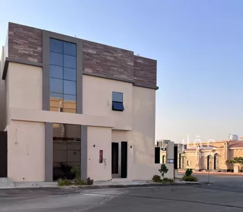 فيلا للبيع في شارع وادي الحسنا, حي المهدية, مدينة الرياض, منطقة الرياض صورة 3