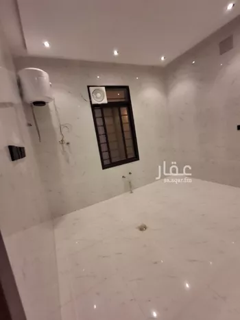 دور للبيع في شارع الامام البخاري, حي بدر, مدينة الرياض, منطقة الرياض صورة 4