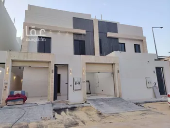 فيلا للبيع في شارع أحمد بن محمد العيالي, حي عكاظ, مدينة الرياض, منطقة الرياض صورة 2