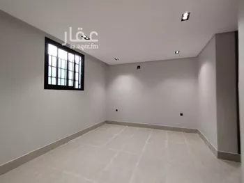فيلا للبيع في شارع أحمد بن محمد العيالي, حي عكاظ, مدينة الرياض, منطقة الرياض صورة 3