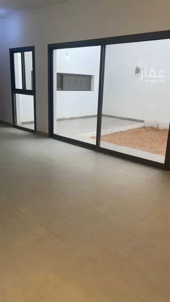 فيلا للإيجار في شارع الواعظ العصار, حي مطار الملك خالد الدولي, مدينة الرياض, منطقة الرياض صورة 5