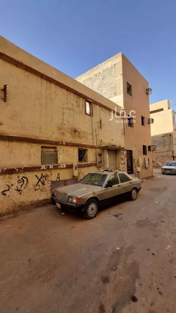 فيلا للبيع في شارع ابي الفتوح بن صورة, حي الشميسي, مدينة الرياض, منطقة الرياض صورة 2