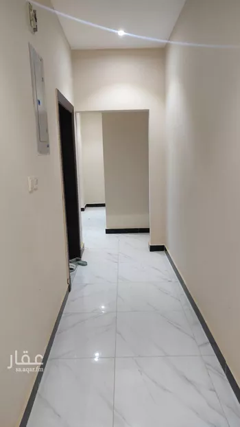 عمارة للبيع في شارع علي الظاهري, حي العارض, مدينة الرياض, منطقة الرياض صورة 5