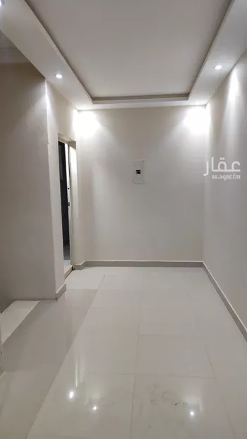 عمارة للبيع في شارع علي الظاهري, حي العارض, مدينة الرياض, منطقة الرياض صورة 5