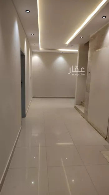عمارة للبيع في شارع علي الظاهري, حي العارض, مدينة الرياض, منطقة الرياض صورة 4