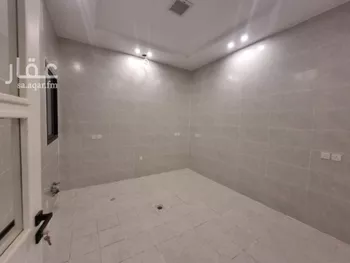 دور للبيع في شارع القاضي شريح, حي عكاظ, مدينة الرياض, منطقة الرياض صورة 5