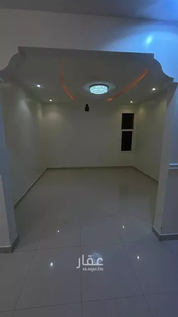فيلا للبيع في شارع عكرمة بن سليمان ، حي عكاظ ، الرياض ، منطقة الرياض