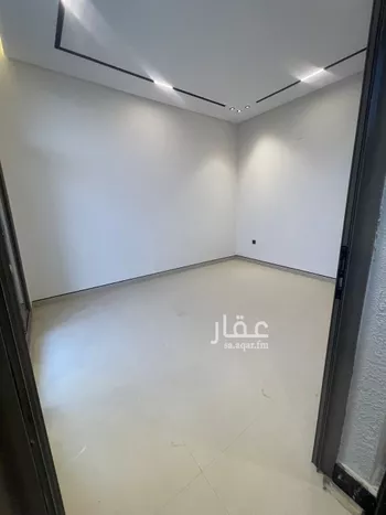 فيلا للبيع في شارع عمر بن عبدالقادر مفتي, حي المهدية, مدينة الرياض, منطقة الرياض صورة 5