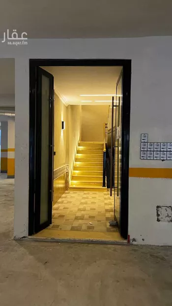 عمارة للبيع في شارع العاشر, حي الواحة, مدينة الدمام, المنطقة الشرقية صورة 4