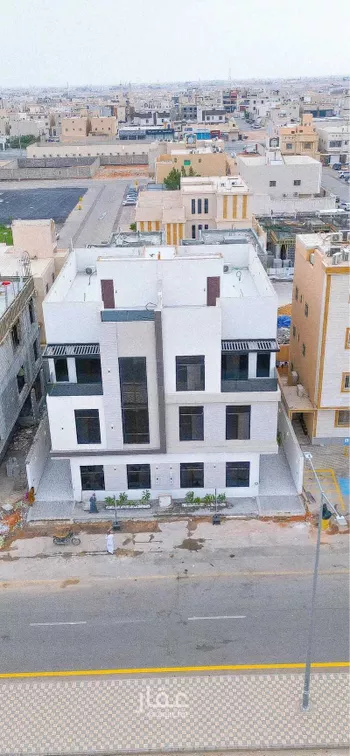 فيلا للبيع في شارع شارع عبدالملك بن العباس, حي المهدية, مدينة الرياض, منطقة الرياض صورة 2