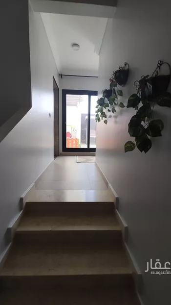 فيلا للبيع في شارع السدود, حي ظهرة لبن, مدينة الرياض, منطقة الرياض