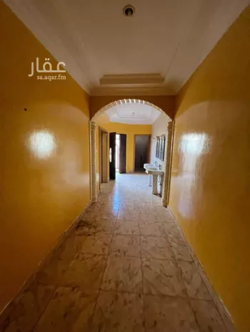 بيت للبيع في شارع النهضه, حي النهضة, مدينة عيون الجواء, منطقة القصيم صورة 4