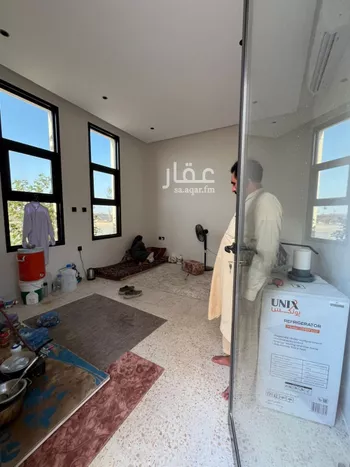 فيلا للبيع في شارع أحمد بن الحسن الأنصاري, حي المهدية, مدينة الرياض, منطقة الرياض صورة 5