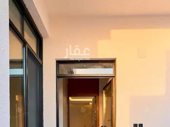فيلا للبيع في شارع أبي الحسن الأسفرائيني, حي المهدية, مدينة الرياض, منطقة الرياض صورة 5
