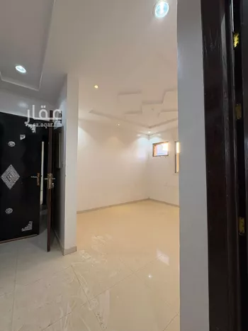شقة للإيجار في شارع حسين سرحان, حي العوالي, مدينة الرياض, منطقة الرياض صورة 3