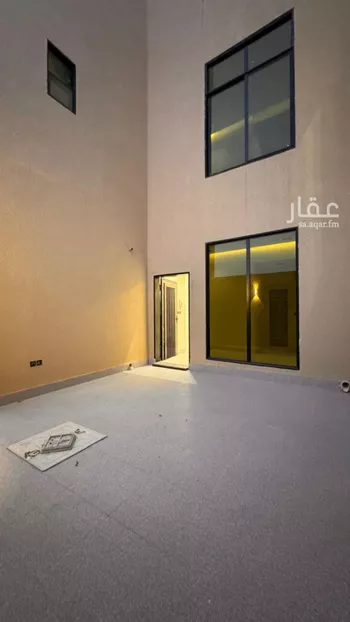 فيلا للبيع في شارع أحمد بن إسحاق الأنباري, حي المهدية, مدينة الرياض, منطقة الرياض صورة 2
