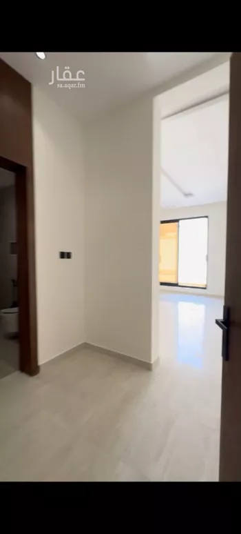 فيلا للبيع في شارع عبدالرحمن بن محمد بن قاسم, حي العوالي, مدينة الرياض, منطقة الرياض صورة 5