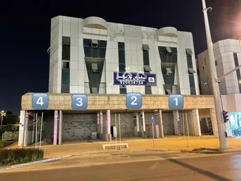 محل للإيجار في شارع العليا, حي الورود, مدينة الرياض, منطقة الرياض