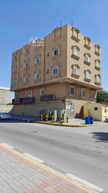 عمارة للبيع في شارع مكة المكرمة, حي الديرة2, مدينة القطيف, المنطقة الشرقية صورة 2