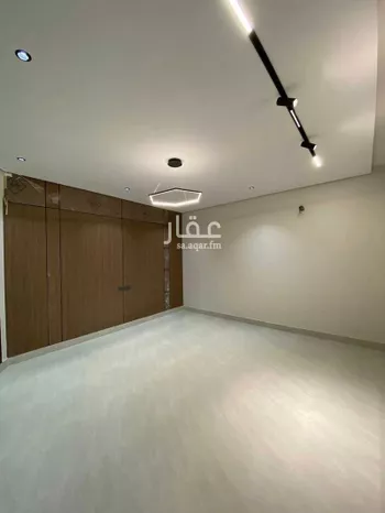 شقة للبيع في شارع أبو اسحاق الشيرازي, حي الصفاء, مدينة تبوك, منطقة تبوك صورة 2