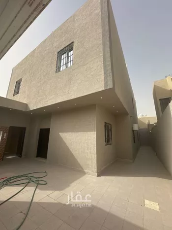 فيلا للبيع في شارع رقم 29, حي بدر, مدينة الرياض, منطقة الرياض صورة 2