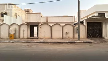 فيلا للبيع في شارع الخالدية, حي الملك فهد, مدينة المجمعه, منطقة الرياض
