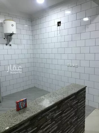 شقة للإيجار في شارع الحرفين, حي العزيزية, مدينة الرياض, منطقة الرياض صورة 5