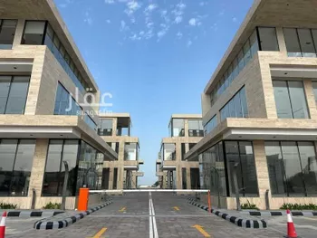 مكتب تجاري للإيجار في شارع الملك فهد بن عبدالعزيز سعود, حي الخور, مدينة الخبر, المنطقة الشرقية صورة 5