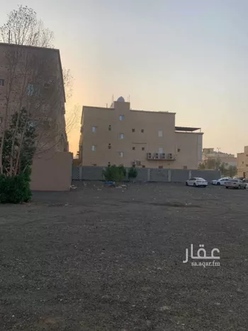 عمارة للإيجار في شارع سليمان العتيبي الحنفي, حي الصالحية, مدينة جدة, منطقة مكة المكرمة