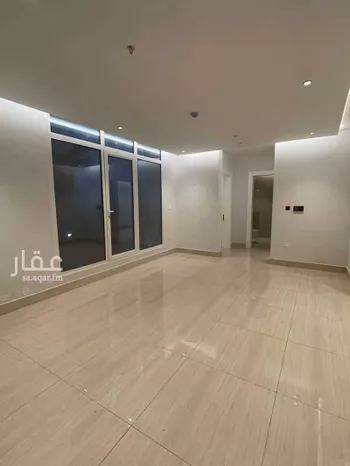 شقة للبيع في شارع الامير مقرن بن عبدالعزيز, حي مغرزات, مدينة الرياض, منطقة الرياض صورة 3