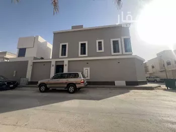 فيلا للبيع في شارع أبي محمد الضياء, حي ظهرة البديعة, مدينة الرياض, منطقة الرياض صورة 2