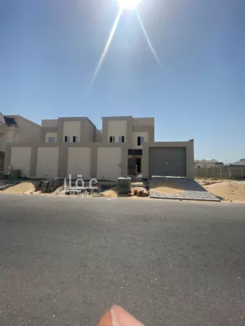 فيلا للبيع في شارع المقداد بن عمرو, حي الشراع, مدينة الخبر, المنطقة الشرقية