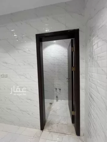 شقة للبيع في شارع اسامة م, حي الواحة, مدينة جدة, منطقة مكة المكرمة صورة 3