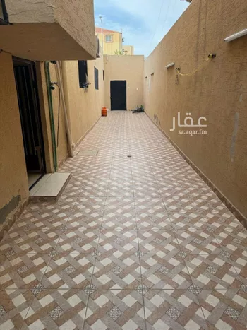 فيلا للبيع في شارع البحرية, حي النظيم, مدينة الرياض, منطقة الرياض صورة 2
