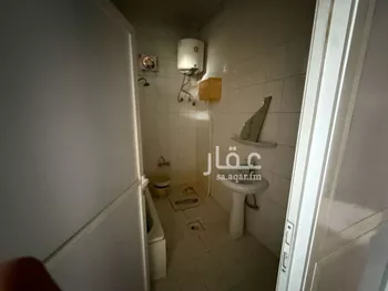 فيلا للبيع في شارع أحمد الحوفي, حي المنصورة, مدينة الرياض, منطقة الرياض صورة 2