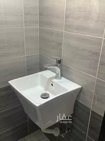 غرفة للإيجار في شارع عباده بن عمرو الانصاري ، حي الرمال ، الرياض ، منطقة الرياض صورة 3