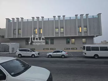 عمارة للبيع في شارع عبدالرزاق ابن همام, حي الراكة الشمالية, مدينة الدمام, المنطقة الشرقية صورة 2