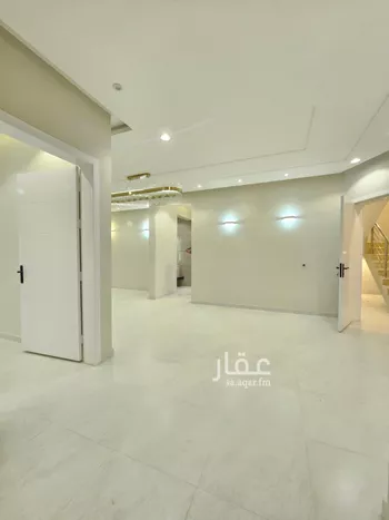 شقة للبيع في شارع السويد, حي الروابي, مدينة ابها, منطقة عسير صورة 2