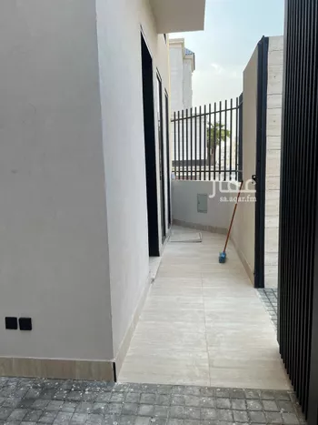 فيلا للبيع في شارع محمد بن أبي بكر القيم, حي المهدية, مدينة الرياض, منطقة الرياض صورة 4