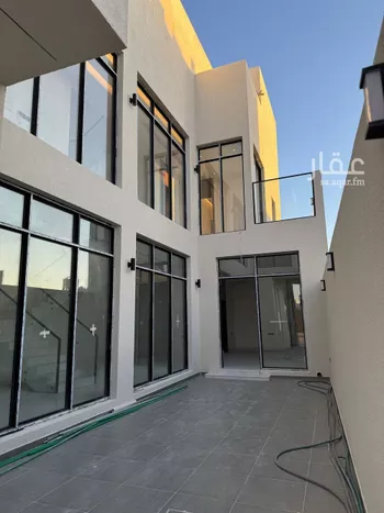 فيلا للبيع في شارع محمد بن عبدالعزيز بن هيزع, حي المهدية, مدينة الرياض, منطقة الرياض صورة 4