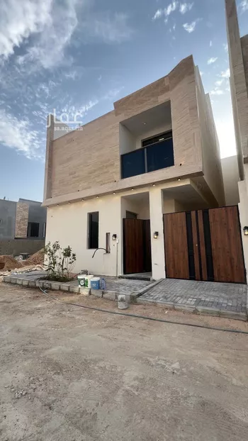 فيلا للبيع في شارع إبراهيم بن علي بن علوي, حي المهدية, مدينة الرياض, منطقة الرياض صورة 2