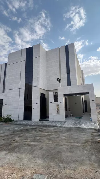 فيلا للبيع في شارع محمد بن أبي بكر القيم, حي المهدية, مدينة الرياض, منطقة الرياض صورة 3