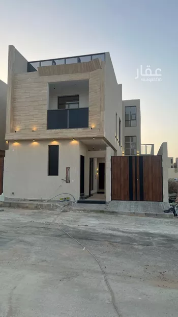 فيلا للبيع في شارع محمد بن أبي بكر القيم, حي المهدية, مدينة الرياض, منطقة الرياض صورة 2