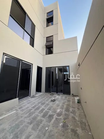 فيلا للبيع في شارع عبداللطيف بن المبارك, حي المهدية, مدينة الرياض, منطقة الرياض صورة 4