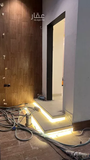 فيلا للبيع في شارع أحمد الكازروني, حي المهدية, مدينة الرياض, منطقة الرياض صورة 5