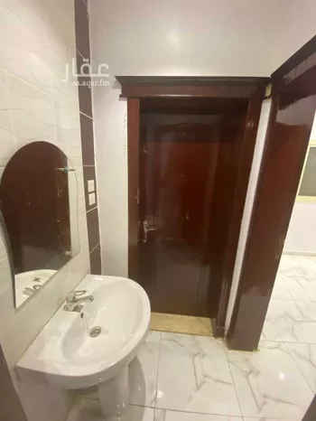 شقة للبيع في شارع عباد الناجي ، حي مريخ ، جدة ، جدة صورة 4
