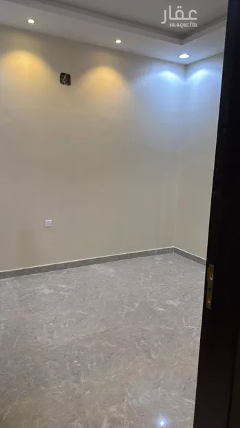 فيلا للإيجار في شارع ابن أبي حية, حي بدر, مدينة الرياض, منطقة الرياض
